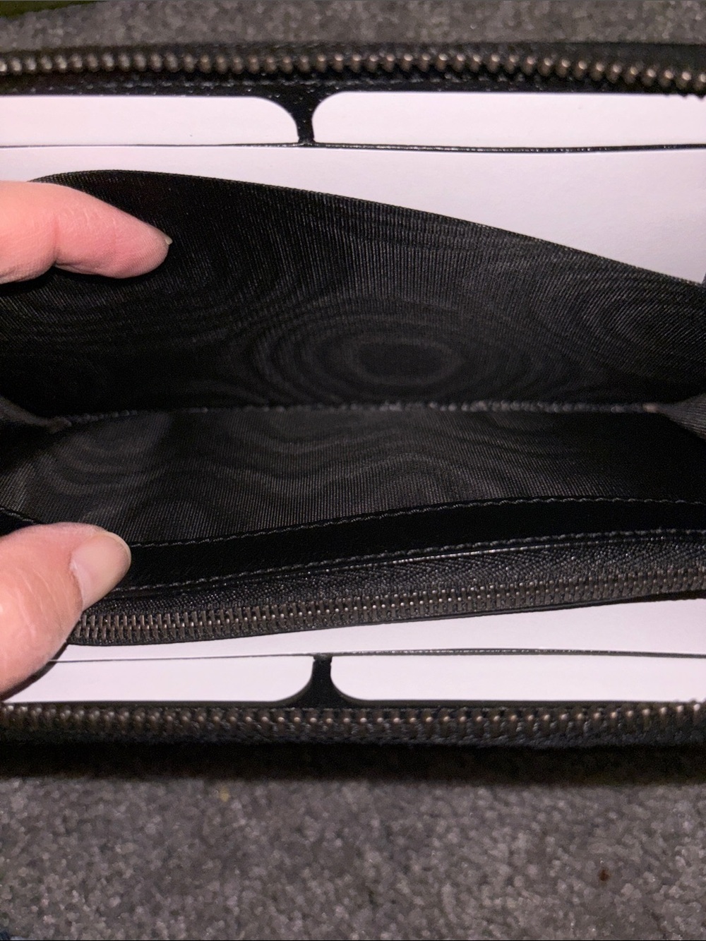Gucci Black Bamboo Accent Leather Wallet - Picture 7 of 10